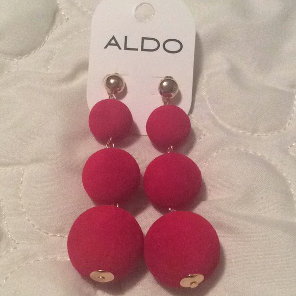 🆕 ALDO EARRINGS - Picture 2 of 4